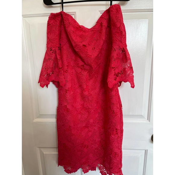 Vince Camuto Coral Lace Overlay Body Con Off Shoulder Dress Size 2 - Picture 2 of 14